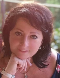 Dr. Bedő Ildikó, kórházi szakember portréja.